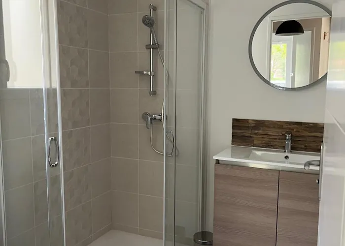 Du T4 * Вьё-Боко-ле-Бен